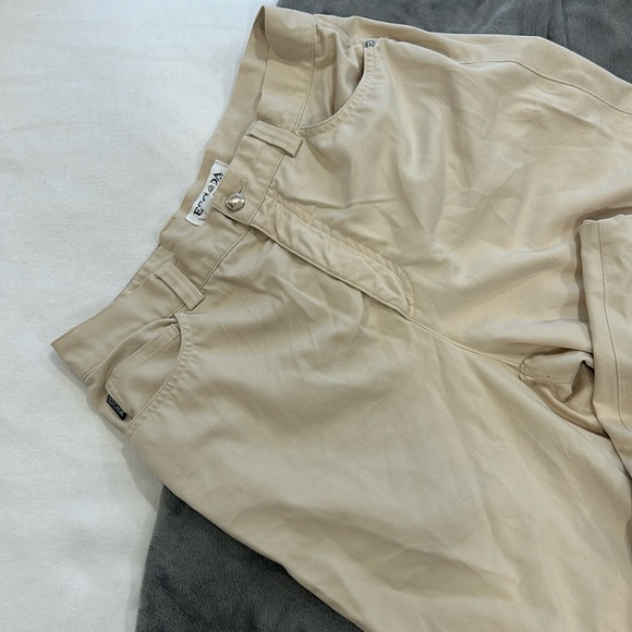 Escada Vintage Creme‎ Khaki Pant Size 42